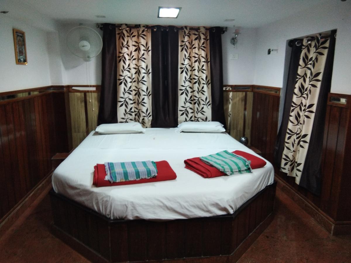 Hotel Sanman Lodge Шимога Экстерьер фото